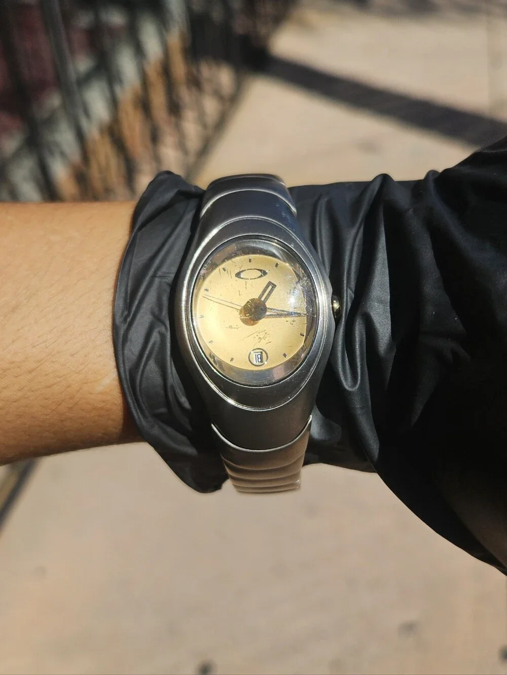 Oakley Timebomb Icon Titanium Watch with Gold Dial.